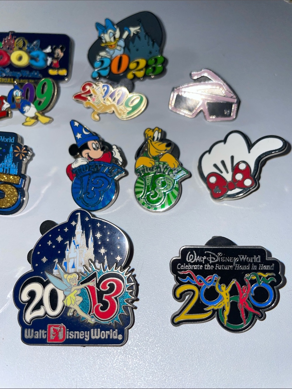 Disney pin bundle for @geedee74 - Picture 8 of 10